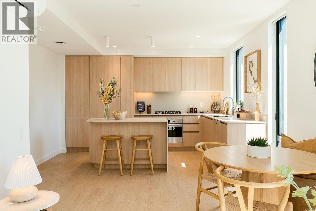 222 2820 Nanaimo Street, Vancouver
