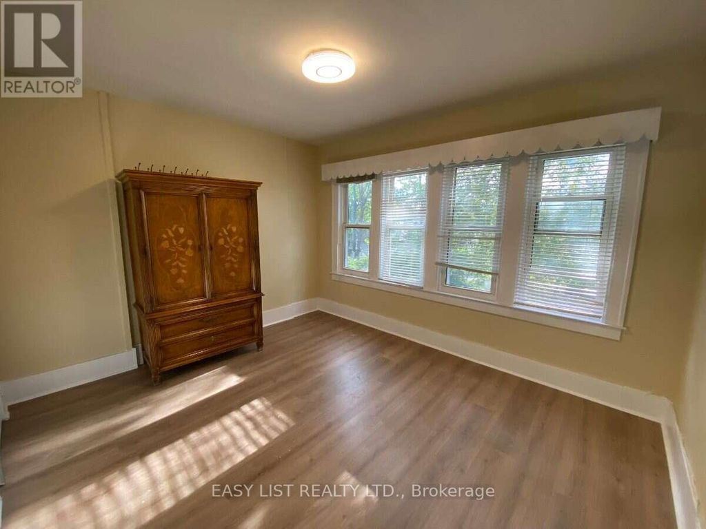 731-733 Partington Avenue, Windsor