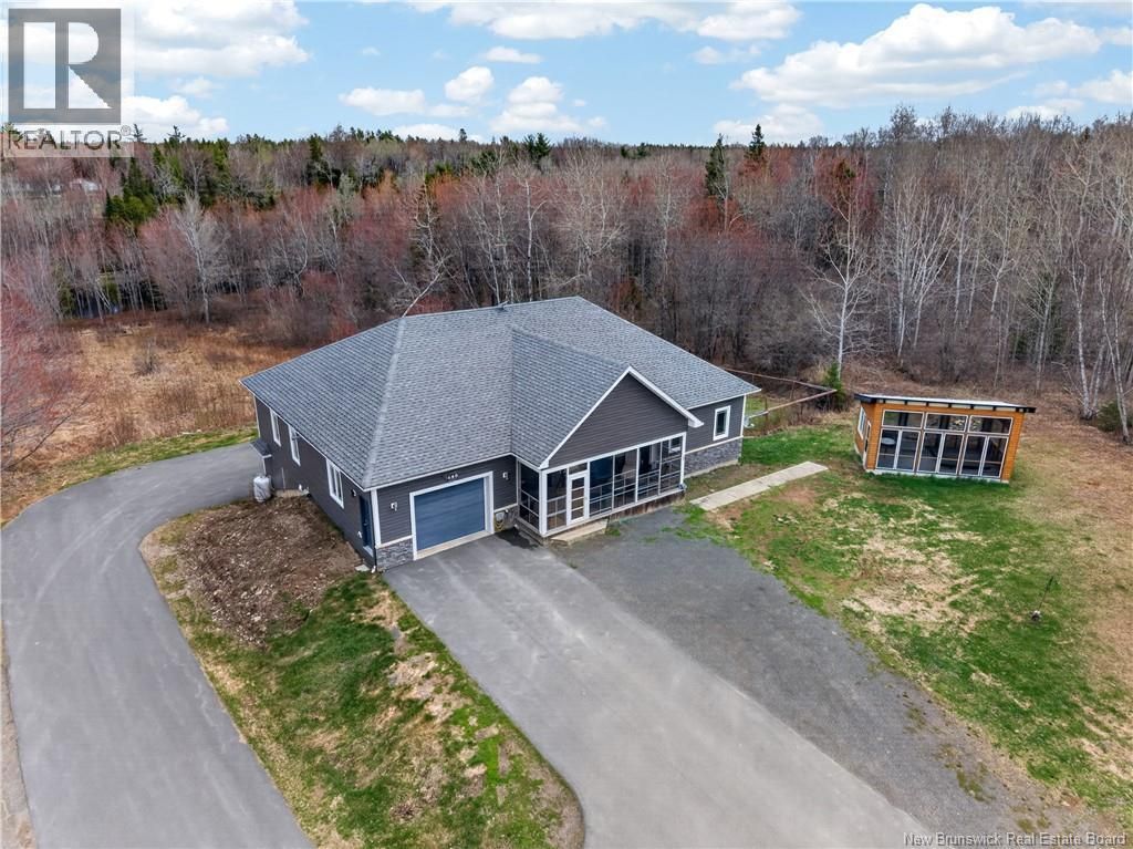 450 Eel River Road, Baie-Sainte-Anne
