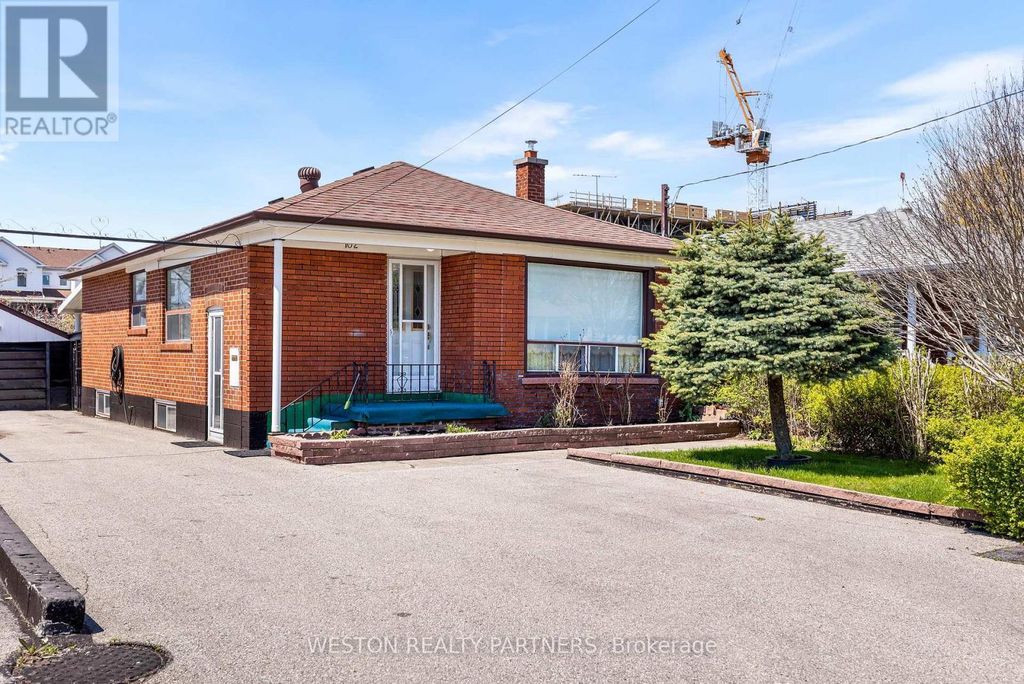 102 Cleta Drive, Toronto (kennedy Park)