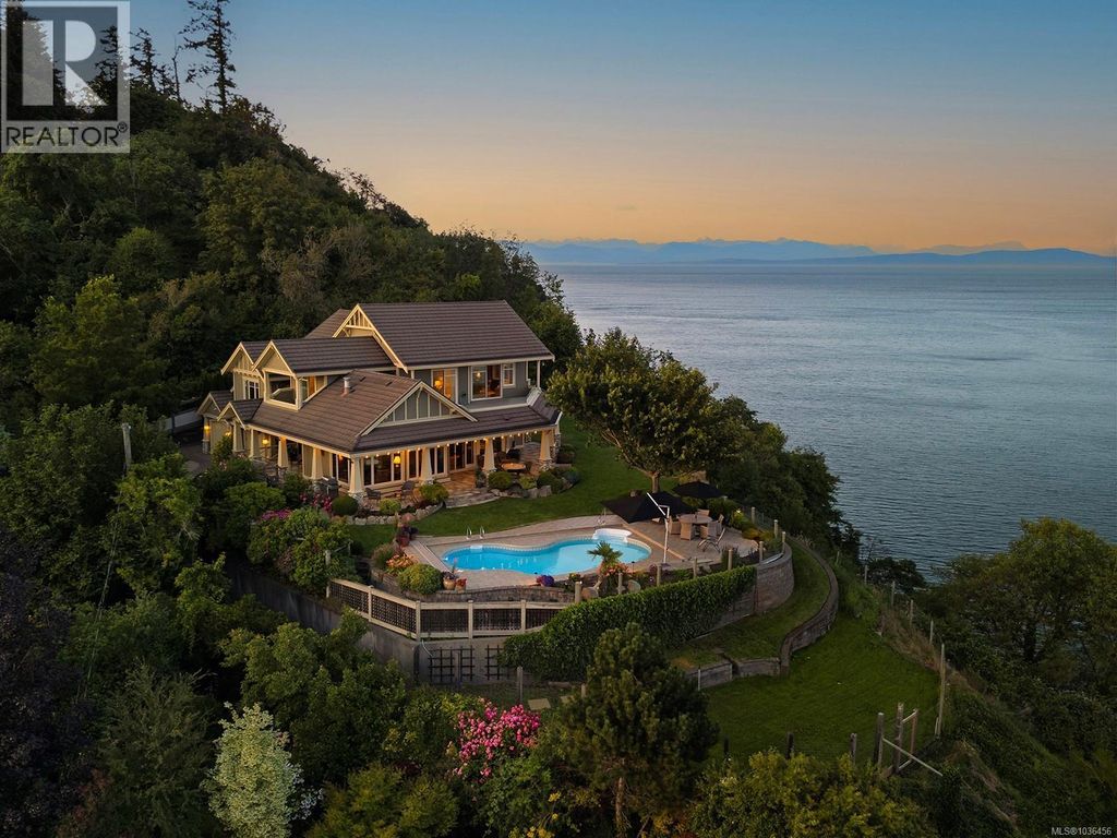 1133 Yates Rd, Comox