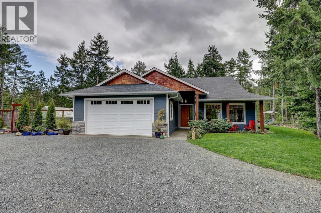 1868 Galvin Pl, Qualicum Beach