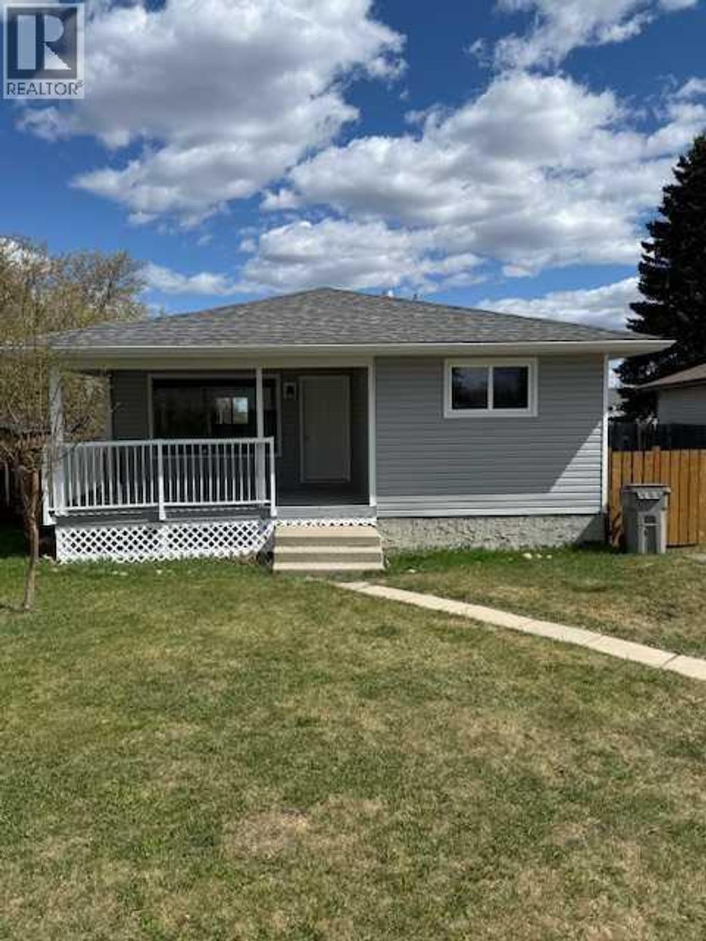 11 Chaisson Crossing, Whitecourt