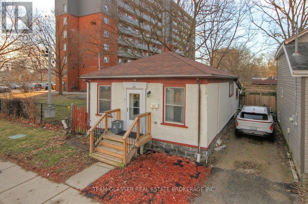 225 Simcoe Street, London East (east K)