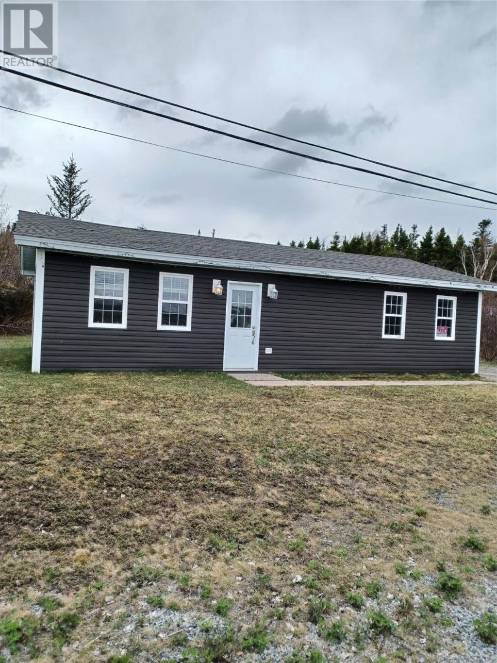253 Main Street N, Glovertown