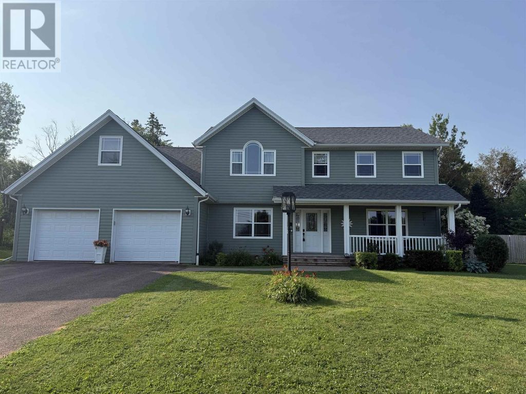 233 Mountain Avenue, Summerside