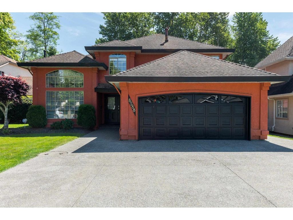8588 141 Street, Surrey