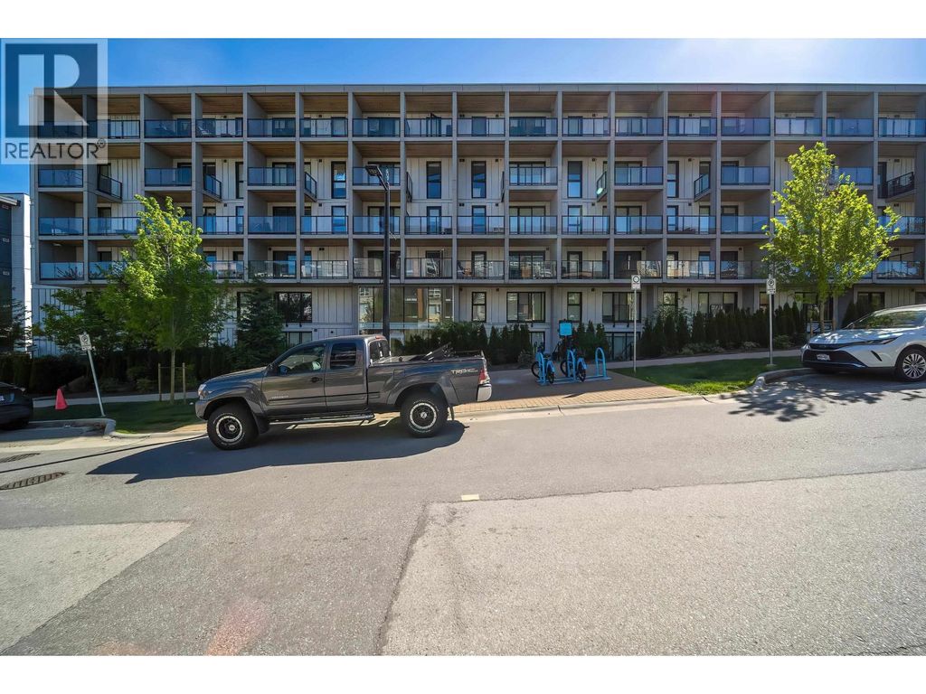 307 9888 University Crescent, Burnaby