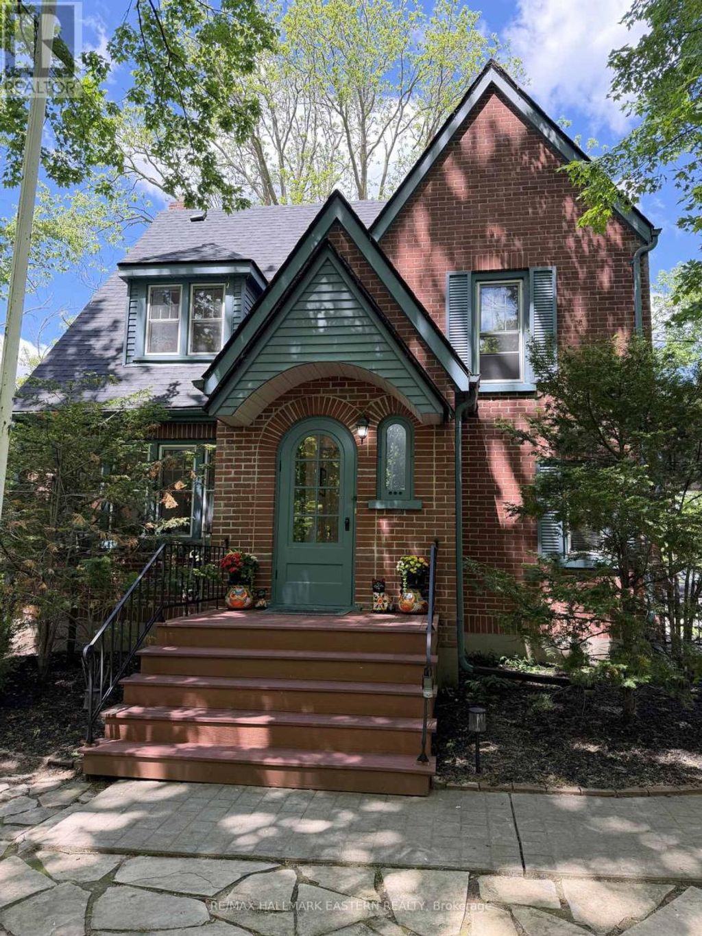 301 Engleburn Avenue, Peterborough (ashburnham Ward 4)