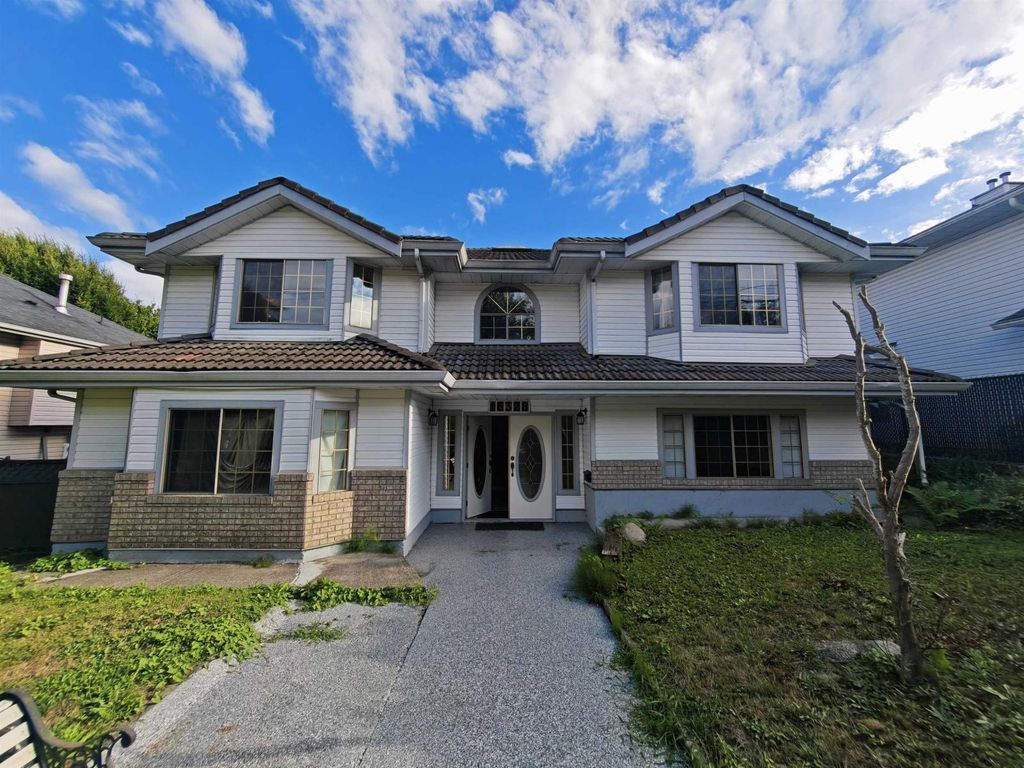 16328 96 Avenue, Surrey