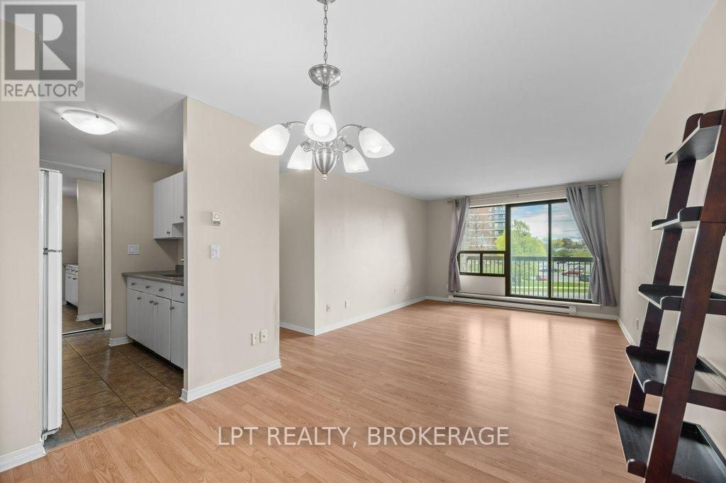 303 - 17 Eldon Hall Place, Kingston (central City West)