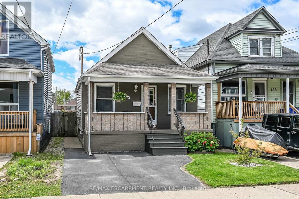 190 Campbell Avenue, Hamilton (crown Point)