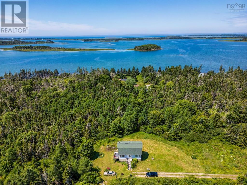 47 Golden Glow Lane, Little River Harbour