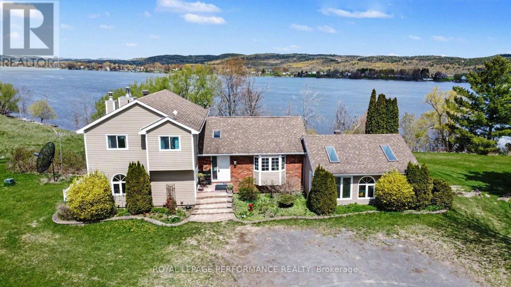 935 Concession 1 Road, Alfred And Plantagenet