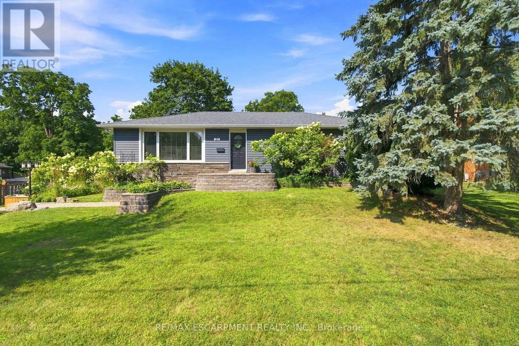 31 Algonquin Avenue, Hamilton