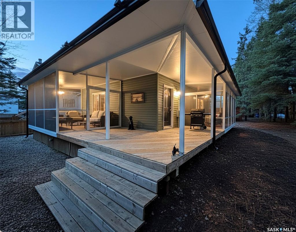 11 White Pine Place, Candle Lake