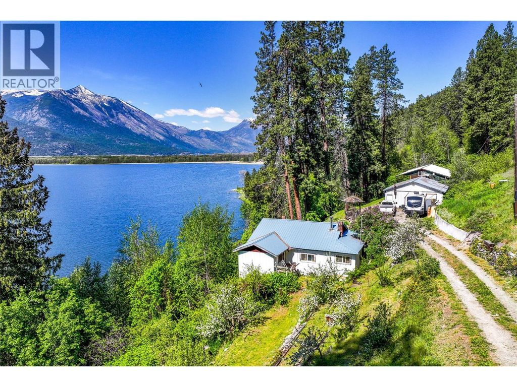 8281 Hwy 3a, Sirdar