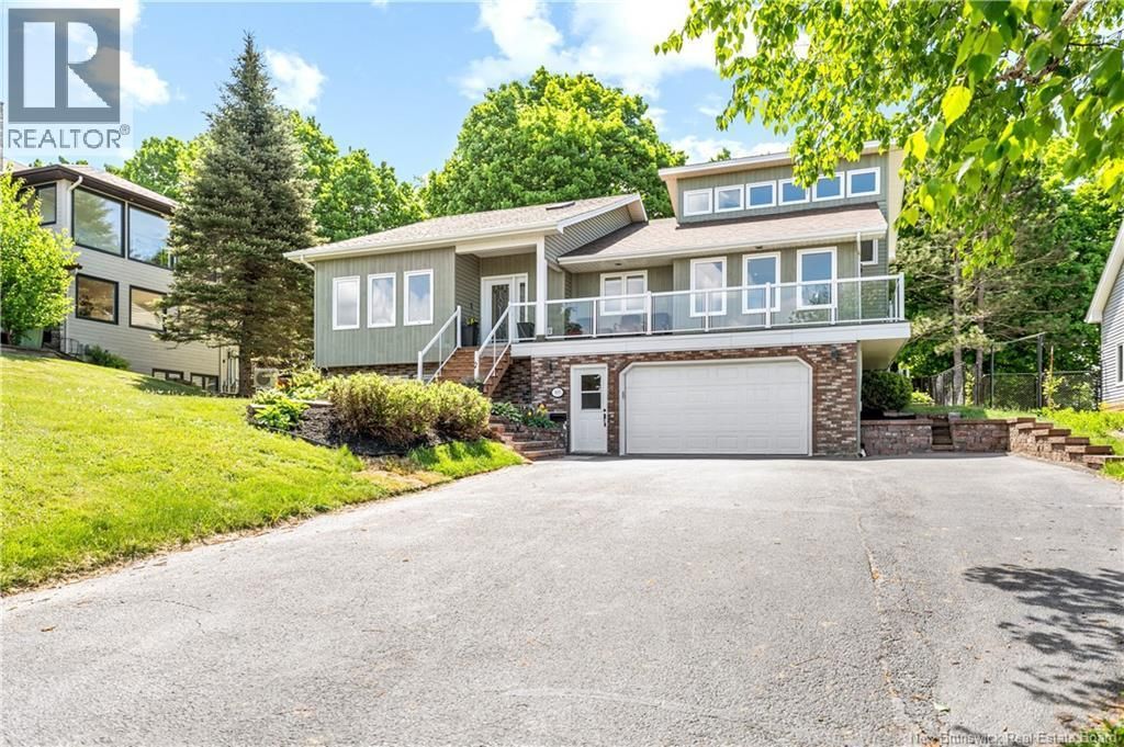 305 Lavoie Street, Dieppe