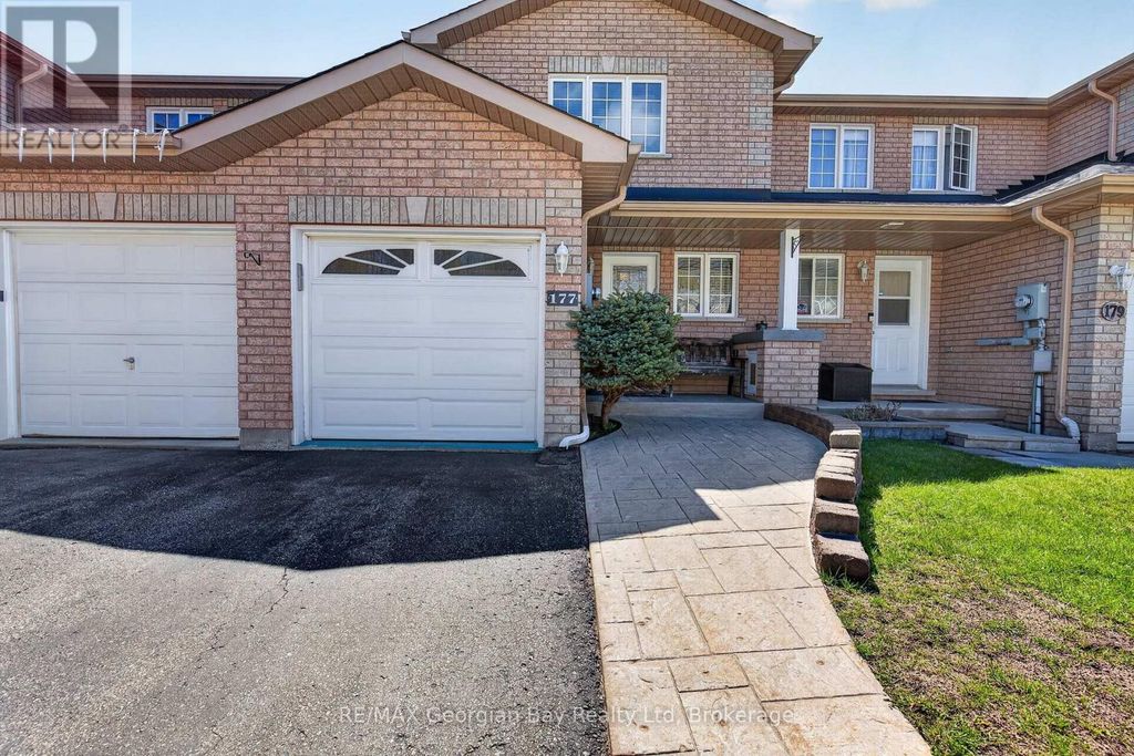 177 Southwinds Crescent, Midland