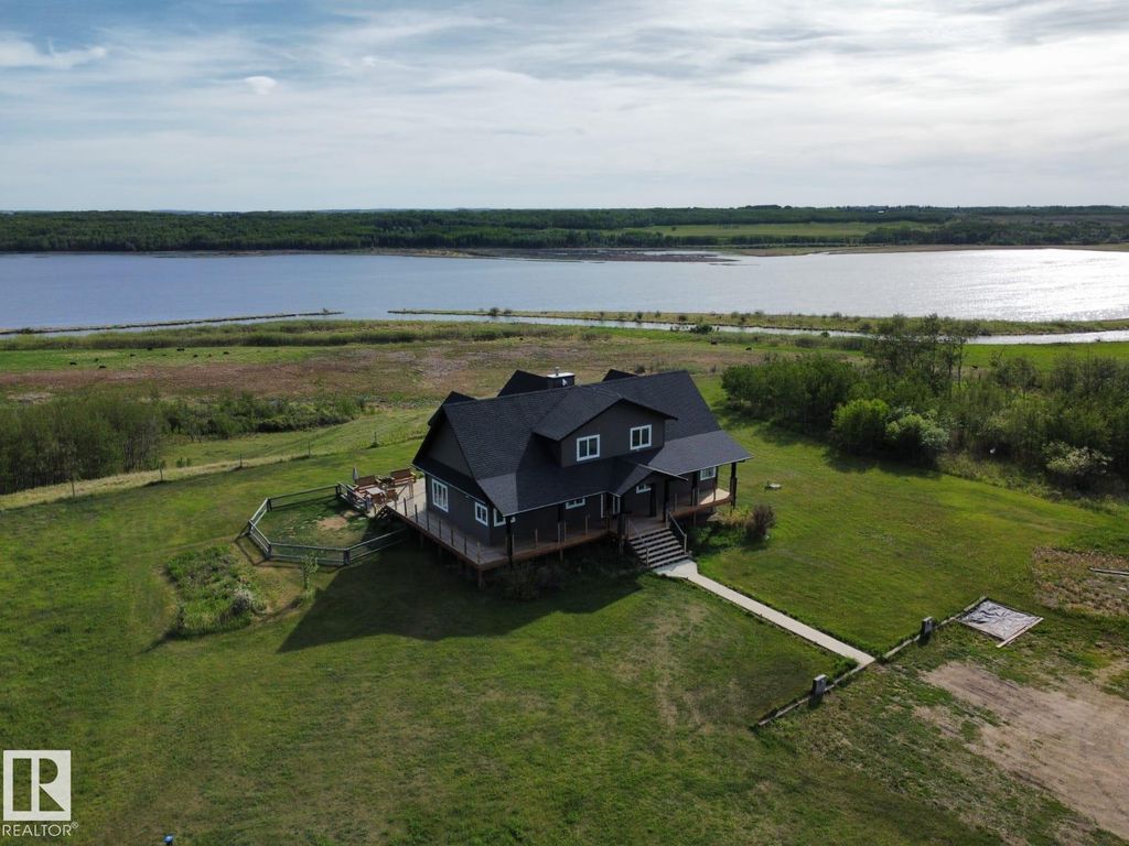 20213 Township Road 460, Rural Camrose County