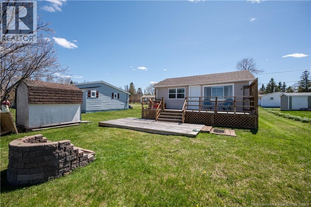 5 Ste-marie Street, Grand-Barachois