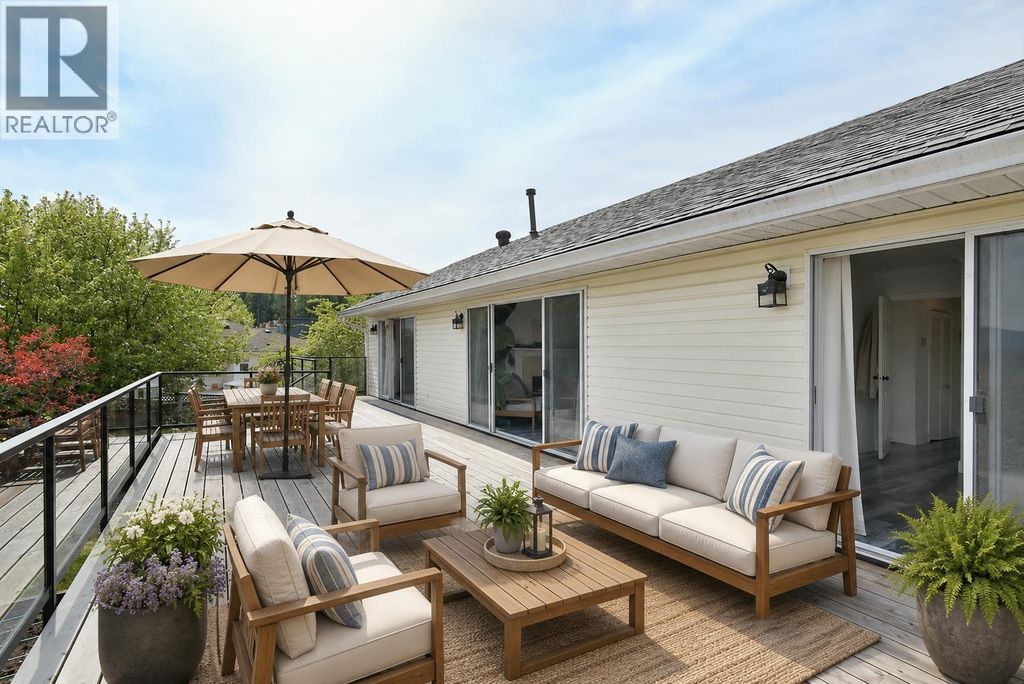 502 Eaglecrest Drive, Gibsons