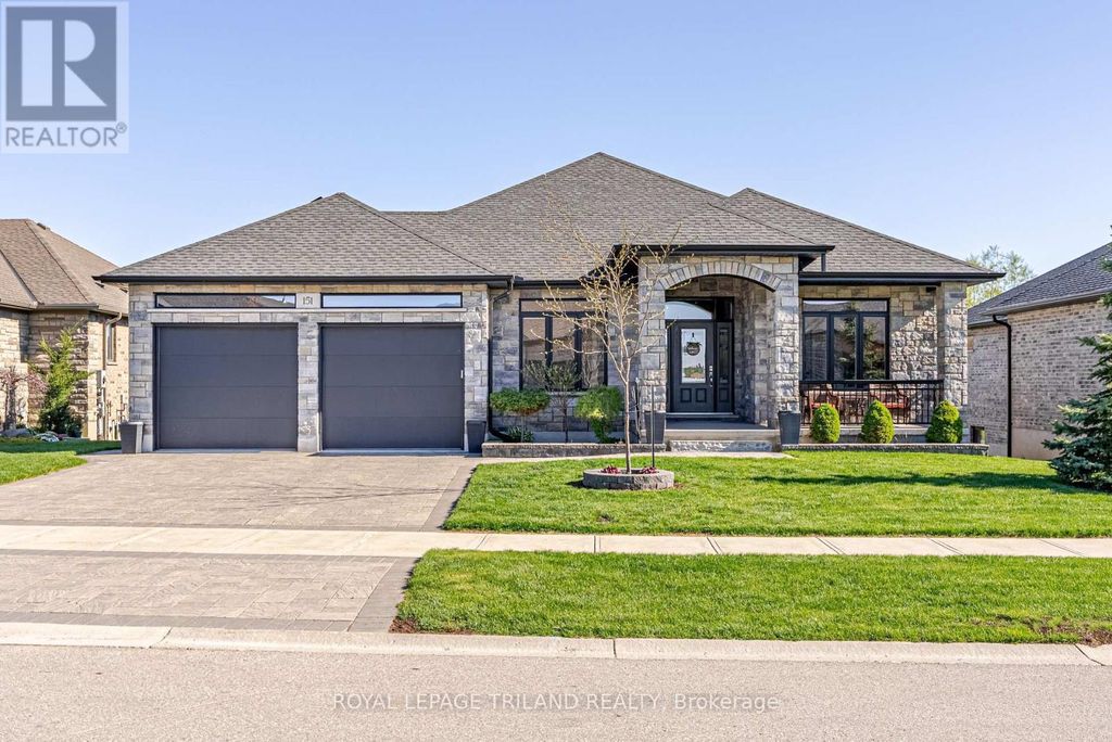 151 Robin Ridge Drive, Central Elgin (belmont)