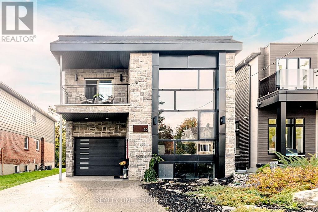 20 Gradwell Drive, Toronto (cliffcrest)