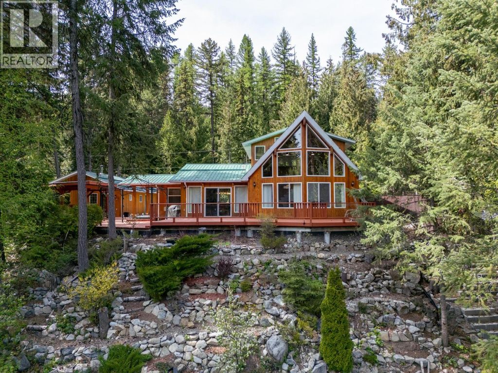 2852 Jewel Lake Road, Greenwood