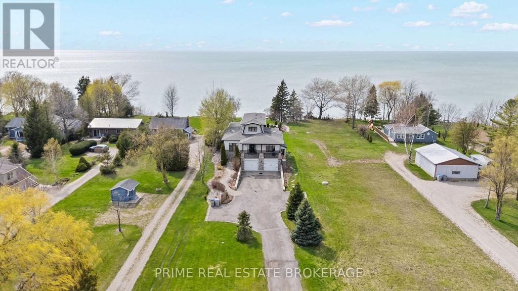 72323 Bluewater Highway, Bluewater (hay)