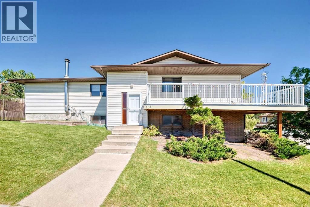 131 Ranchlands Court Nw, Calgary