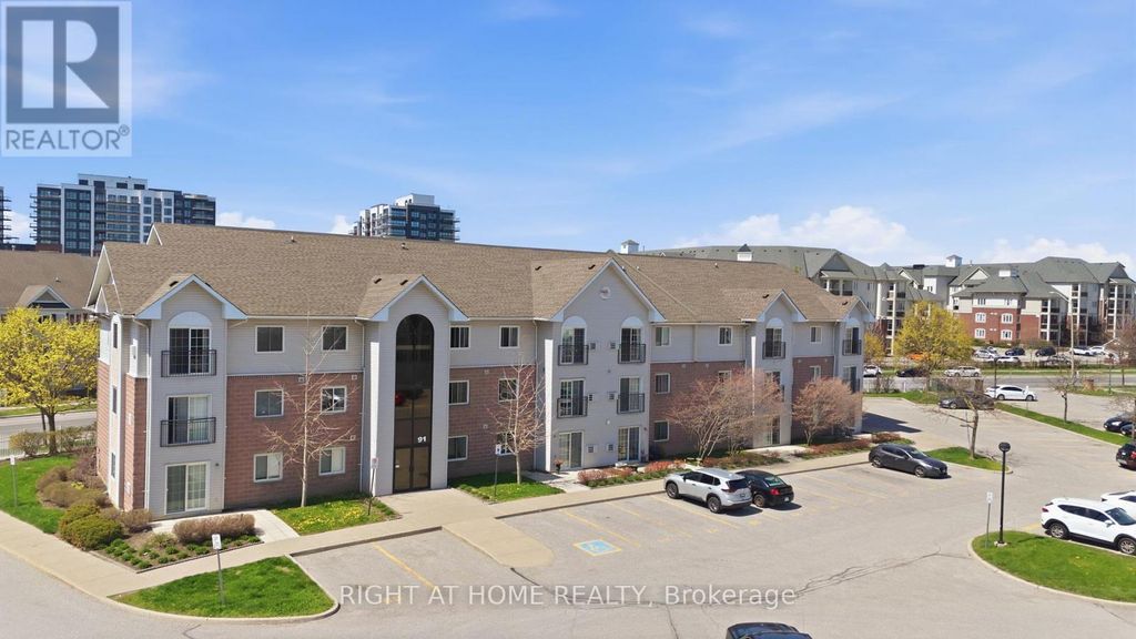 102 - 91 Aspen Springs Drive, Clarington (bowmanville)