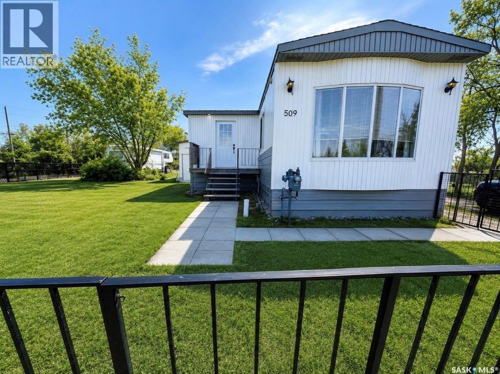509 Toews Street, Morse
