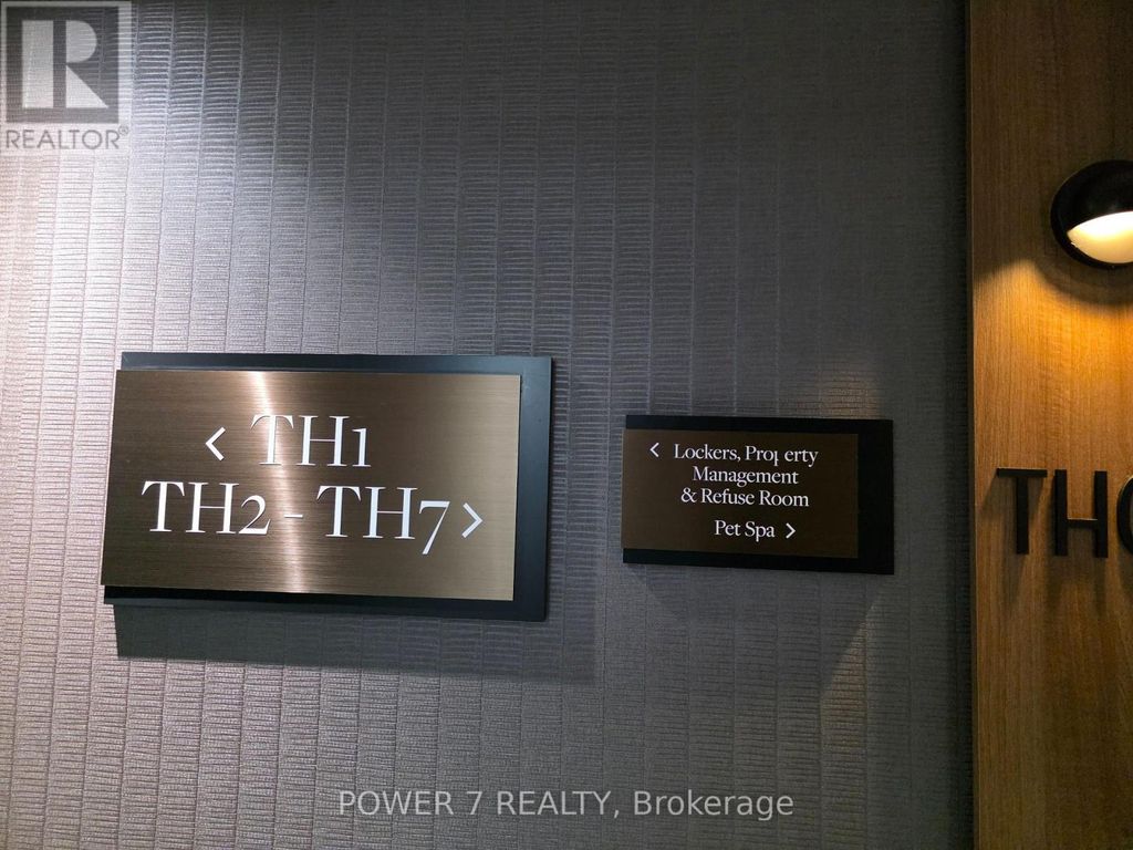 50 - 21 Park Street E, Mississauga (port Credit)