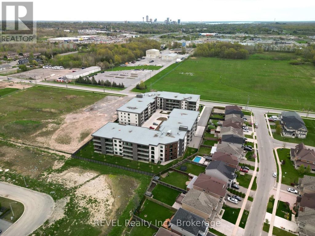216 - 7549a Kalar Road, Niagara Falls (brown)