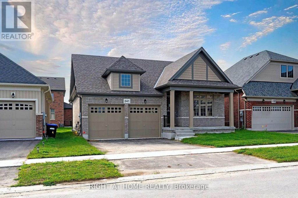241 Wilcox Drive, Clearview (stayner)
