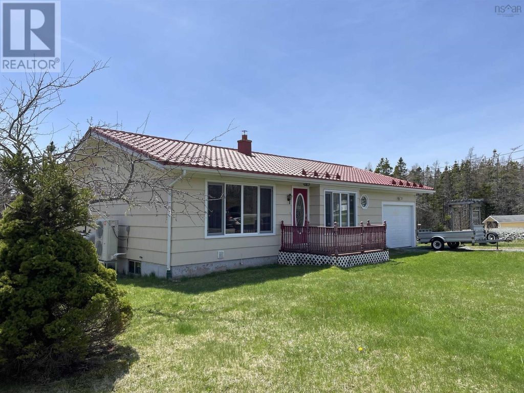 346 Grandique Ferry Road, Louisdale