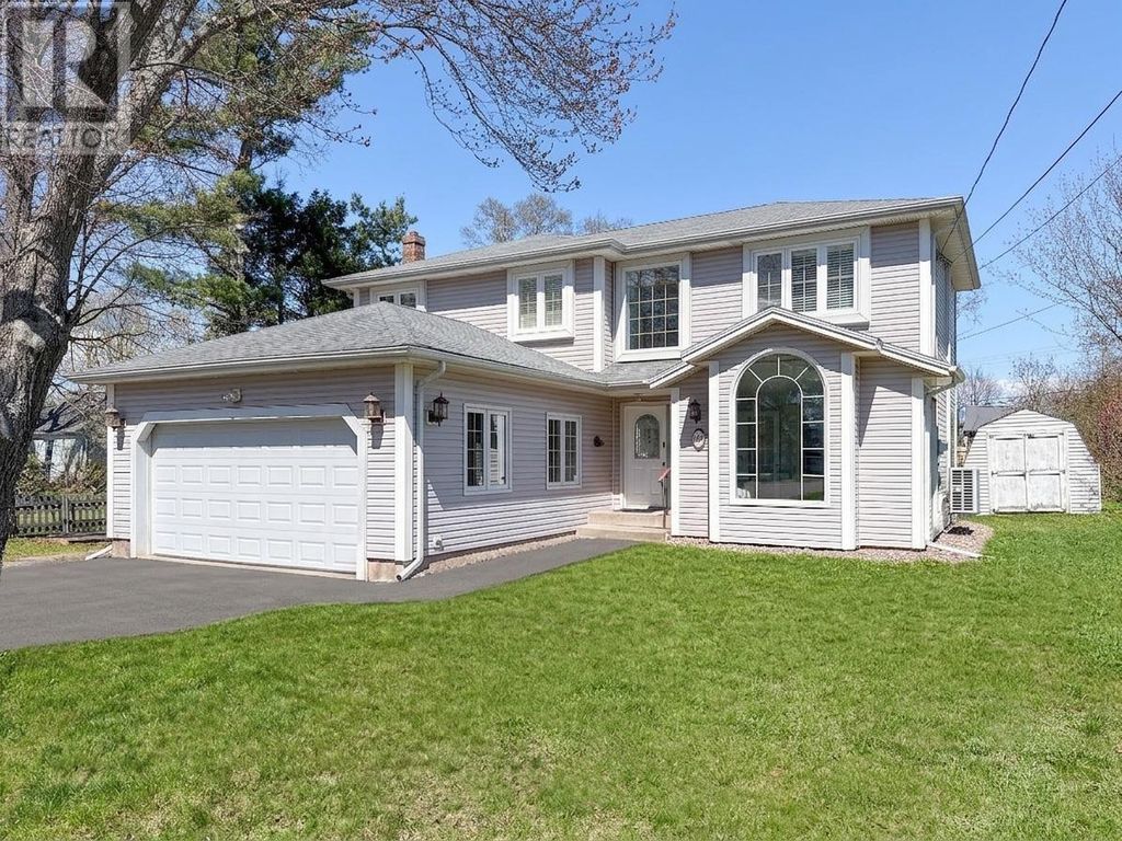 16 Lansdowne Avenue, Charlottetown