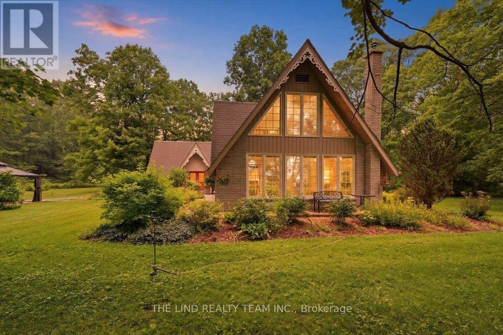 100 Bridle Path, East Gwillimbury