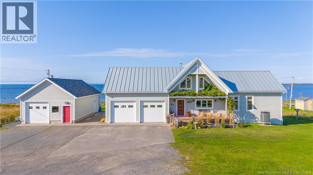287 Rue De L'ile Street, Caraquet