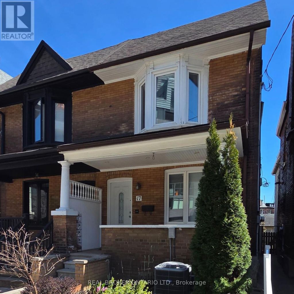 17 Howard Park Avenue, Toronto (roncesvalles)