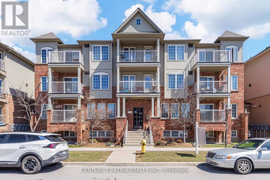 5 - 129 Isaac Devins Boulevard, Toronto (humberlea-Pelmo Park)