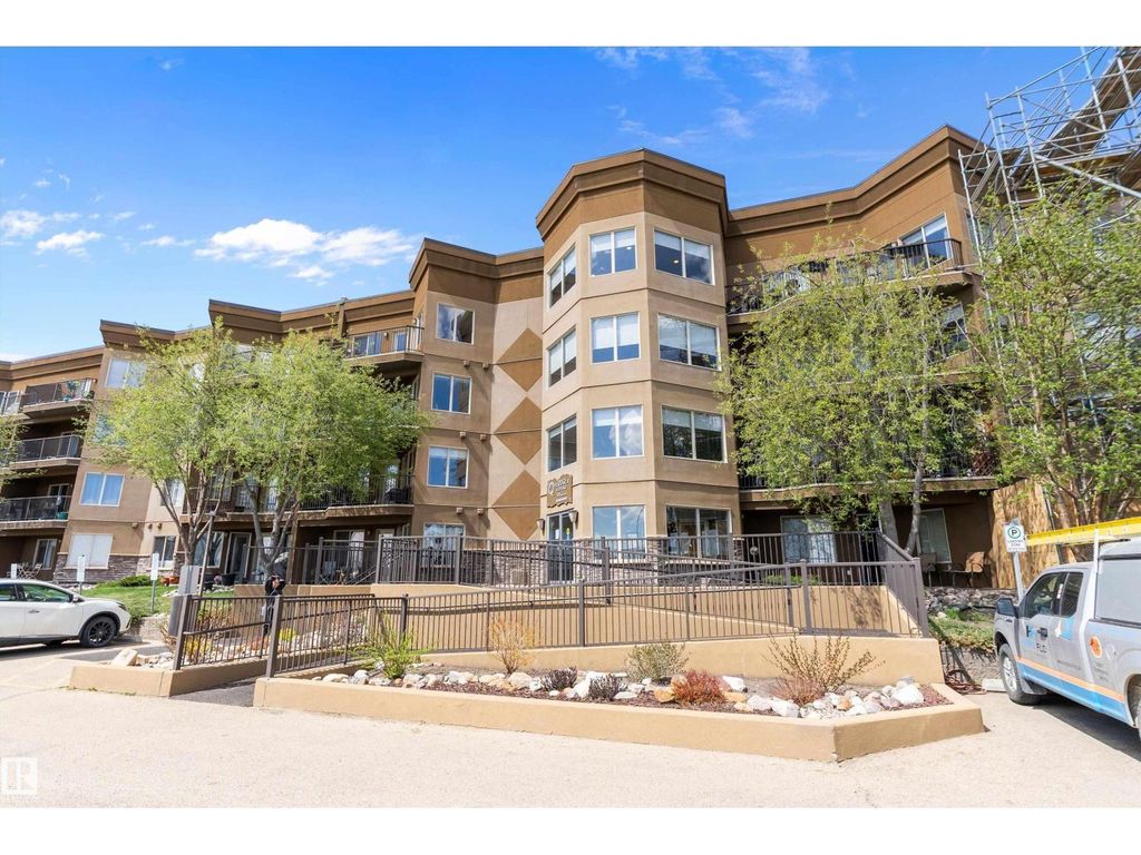 #301 530 Hooke Rd Nw, Edmonton