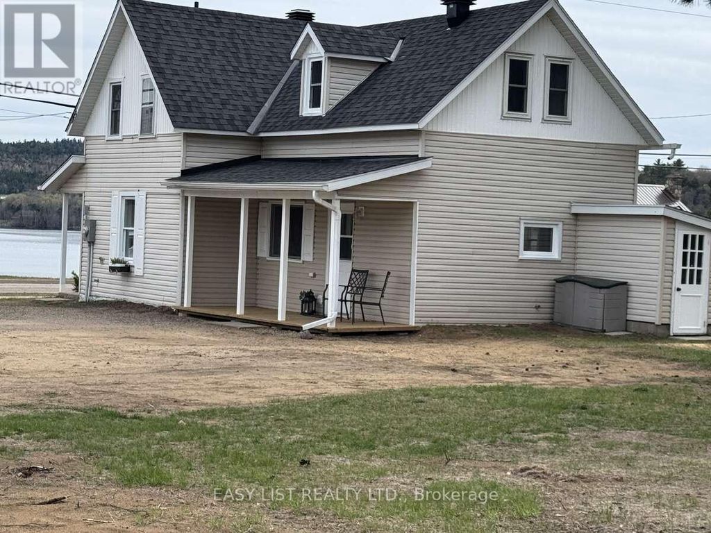 104 Siberia Road, Madawaska Valley