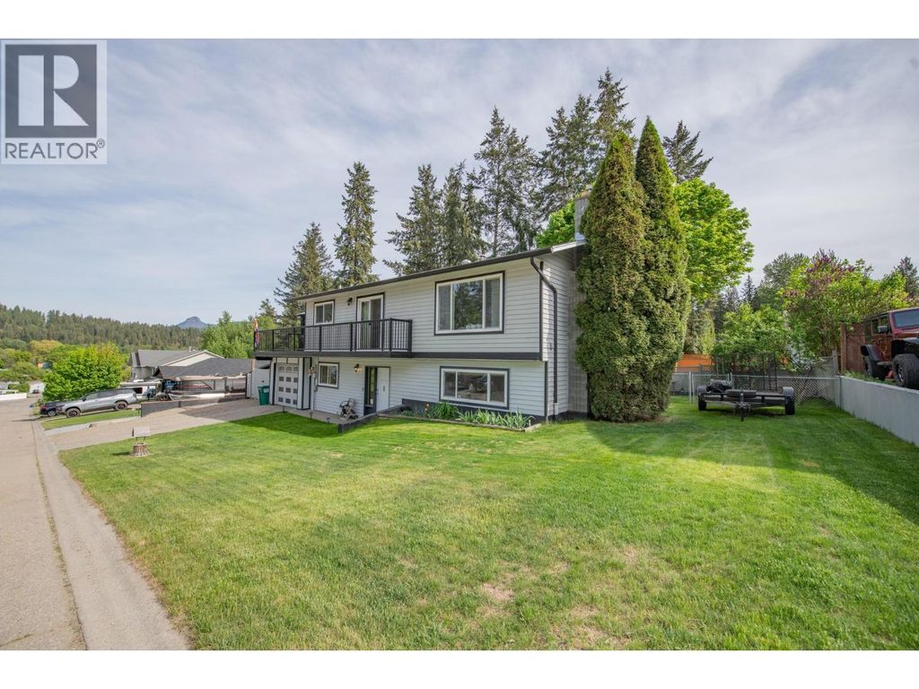 2250 Leblanc Street, Lumby