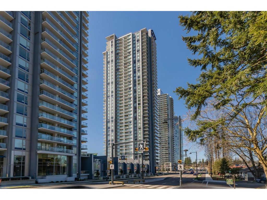 4701 13696 100 Avenue, Surrey