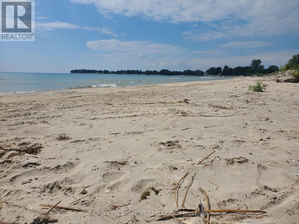 26 - 11705 Lakeshore Road, Wainfleet (lakeshore)