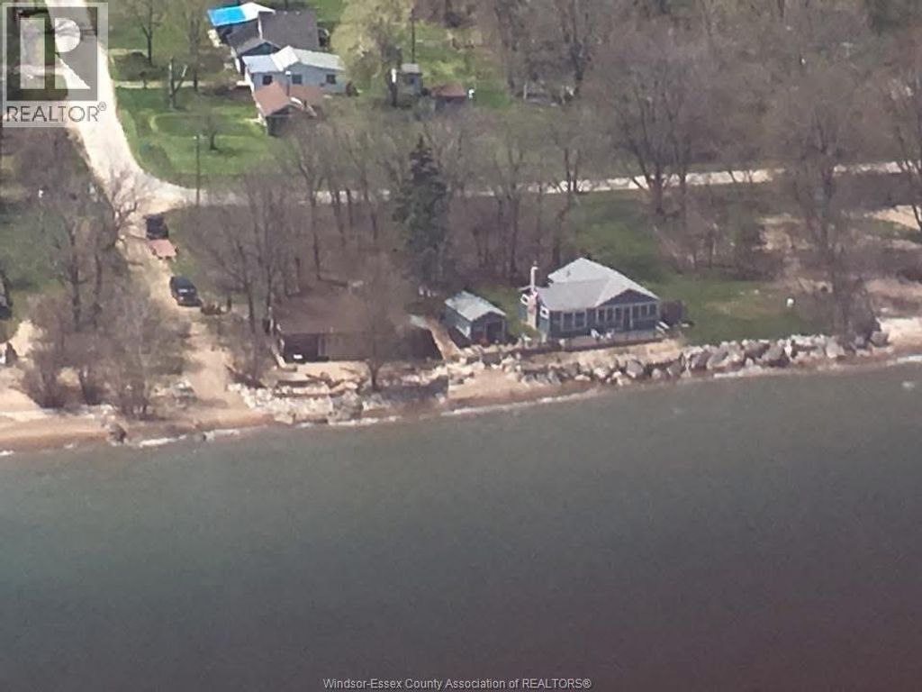 1487 East Shore Road, Pelee Island