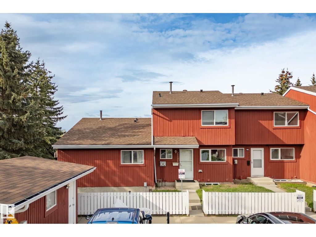 10688 Beaumaris Rd Nw, Edmonton