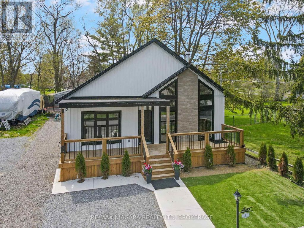8 Adelaide Street, Fort Erie (lakeshore)